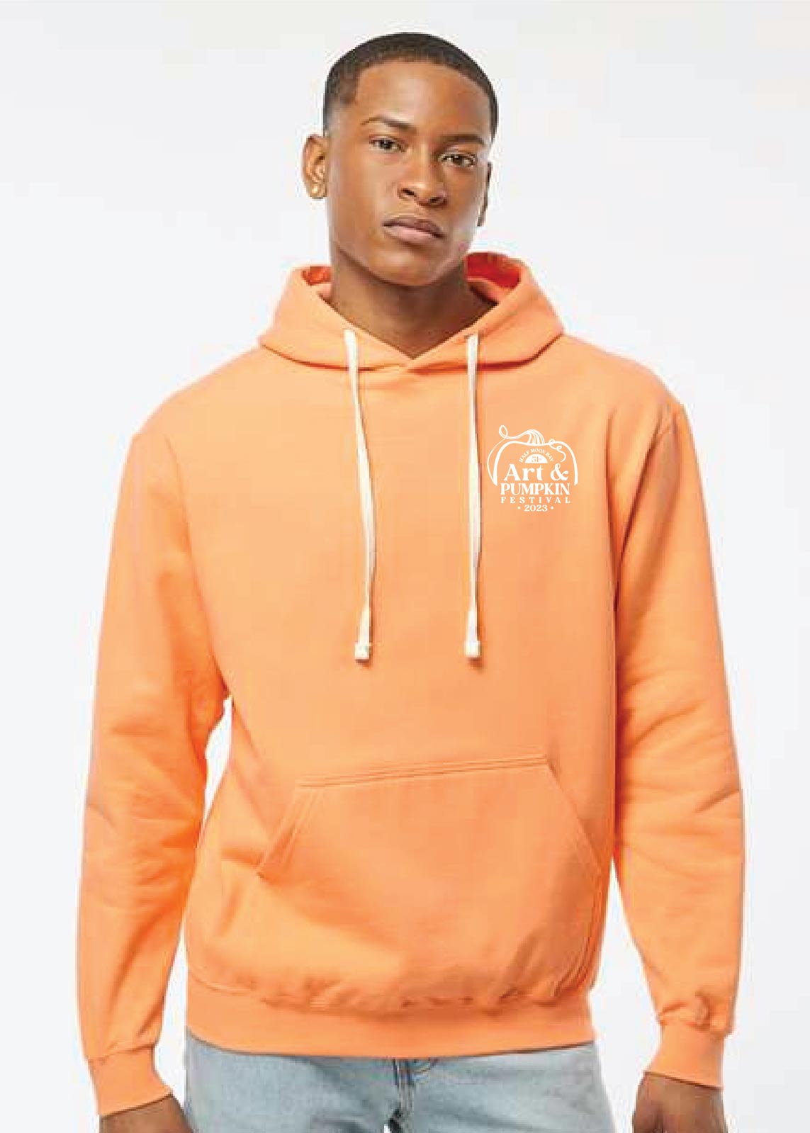 Pullover hoodie in orange - front